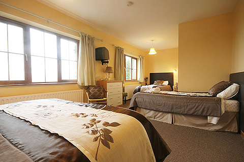 The Olde Forge, Caherdaniel. County Kerry | Family Bedroom