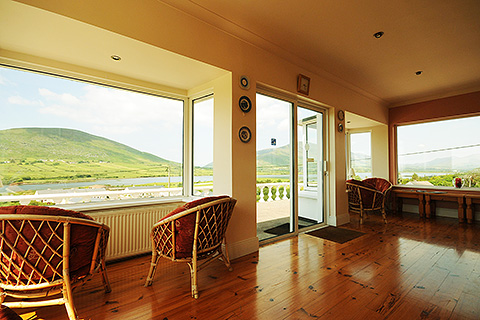 Iveragh Heights, Cahersiveen. County Kerry | Guest Lounge