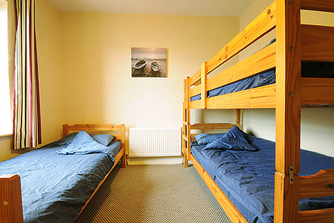 Cáitín's Pub & Accommodation, Kells. County Kerry | Triple Bedroom