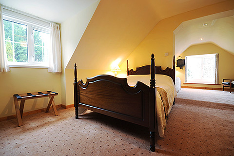 An Bruachan, Kenmare. County Kerry | Family Bedroom