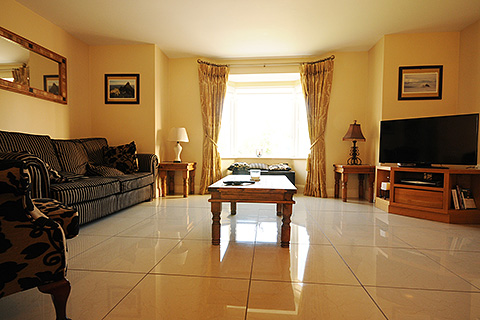 Riverside Villa, Kenmare. County Kerry | Guest Lounge