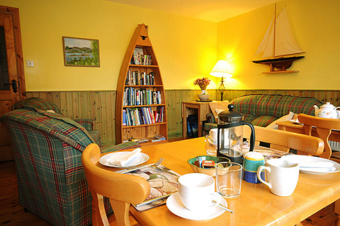 Watersedge, Kenmare. County Kerry | Breakfast Room and Guest Lounge