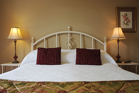 Kingfisher Lodge, Killarney. County Kerry | Bed Detail