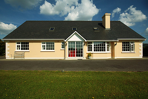 Mountain View, Mountain Stage. County Kerry | Front of Mountain View B&B